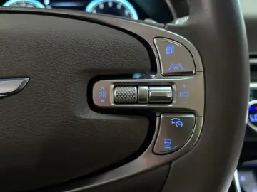 2023 Genesis GV80 с пробегом 40 060 км