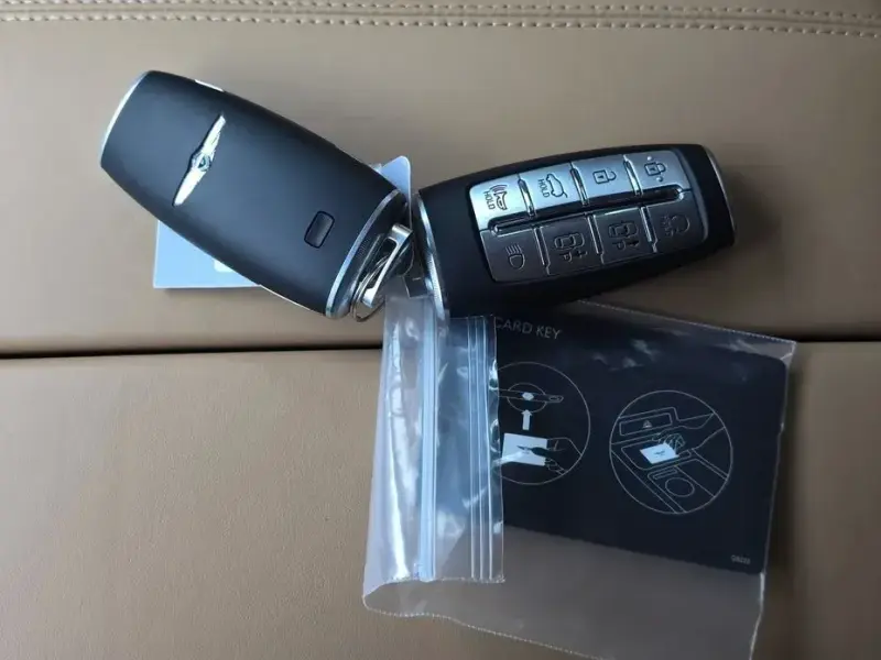 2023 Genesis GV80 с пробегом 43 783 км