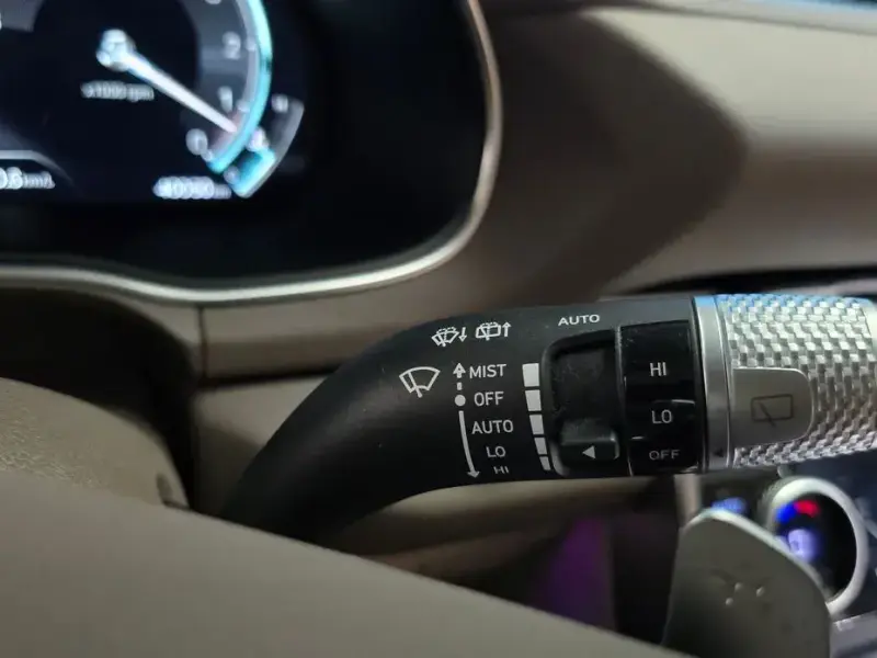 2023 Genesis GV80 с пробегом 40 060 км