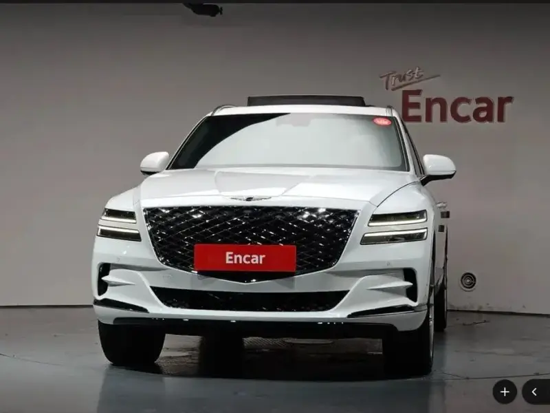 2023 Genesis GV80 с пробегом 29 972 км