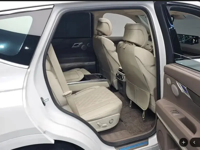 2023 Genesis GV80 с пробегом 29 972 км