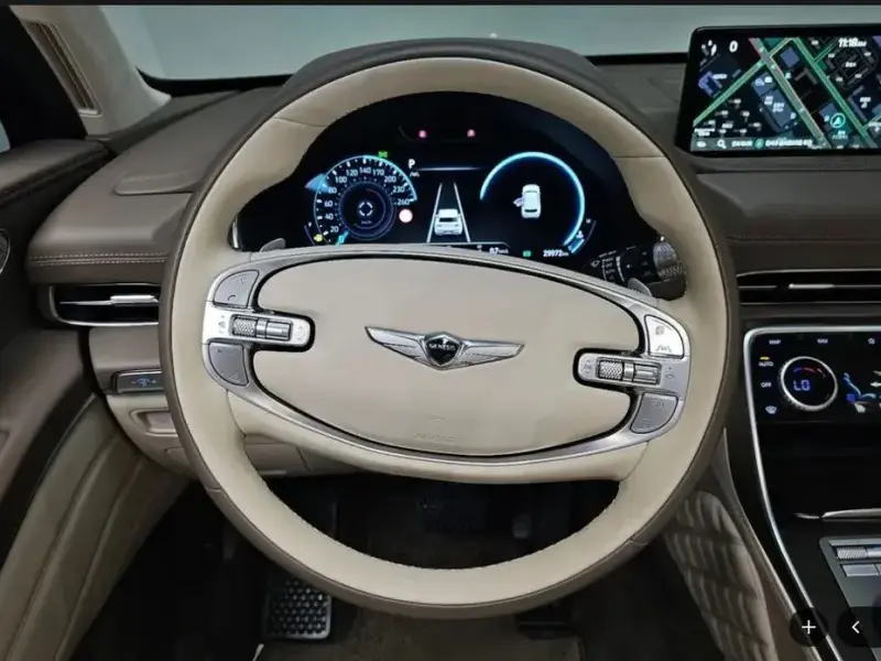 2023 Genesis GV80 с пробегом 29 972 км
