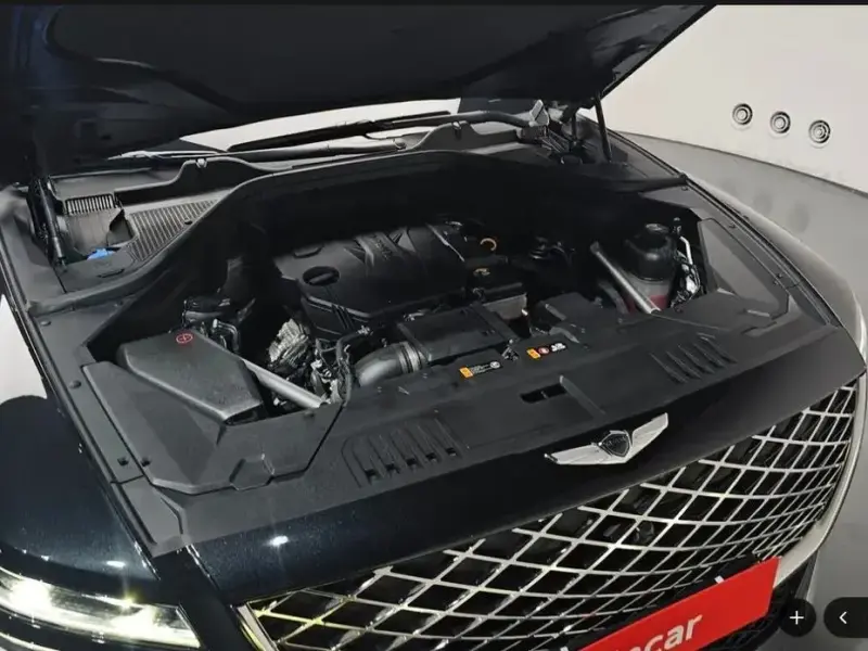 2023 Genesis GV80 с пробегом 67 796 км