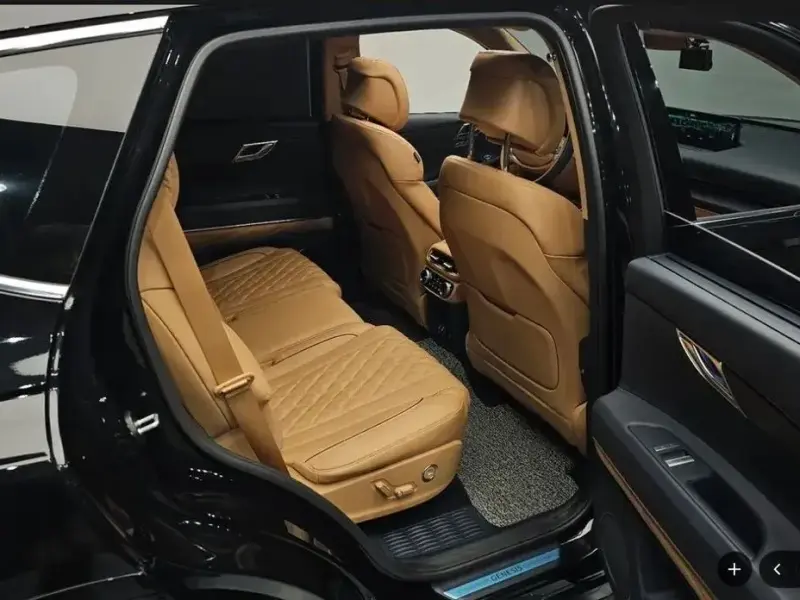 2023 Genesis GV80 с пробегом 67 796 км