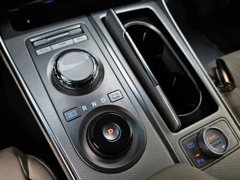 2023 Genesis GV80 с пробегом 28 083 км
