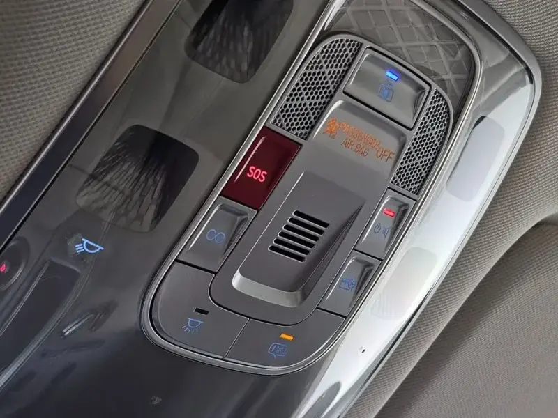 2023 Genesis GV80 с пробегом 28 083 км