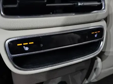 2023 Genesis GV80 с пробегом 28 083 км