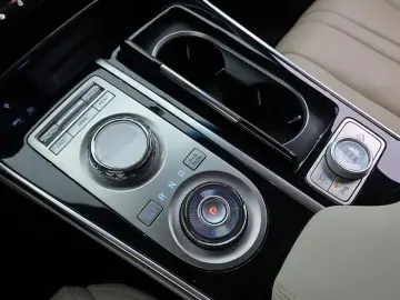 2023 Genesis GV80 с пробегом 51 158 км