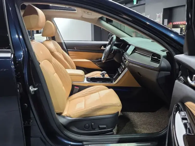 2020 Kia K7 с пробегом 98 534 км