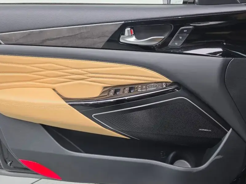 2019 Kia K7 с пробегом 62 588 км