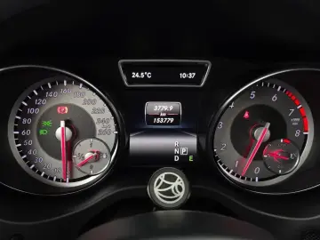 2015 Mercedes-Benz CLA с пробегом 153 779 км