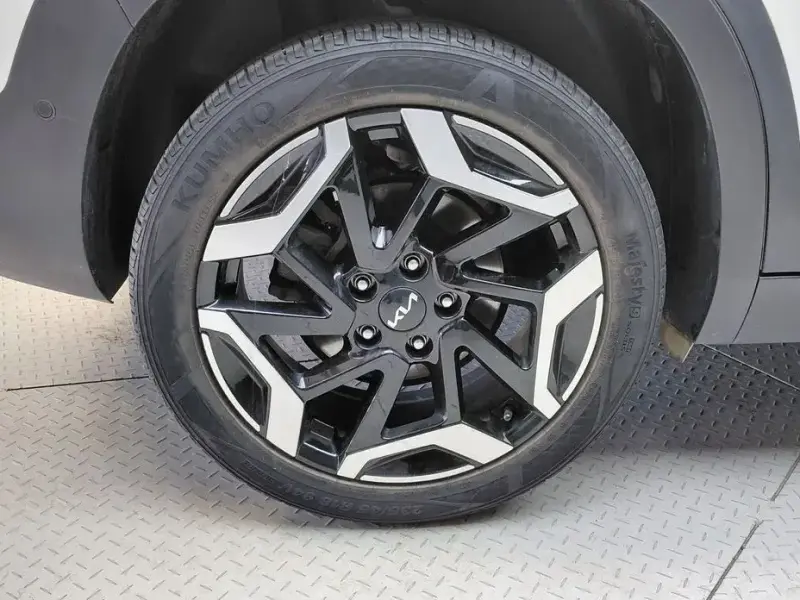 2022 Kia Seltos с пробегом 57 943 км