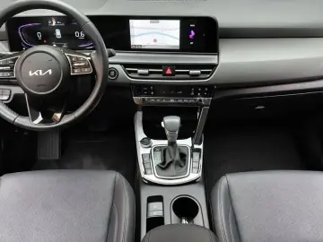 2025 Kia Seltos с пробегом 7 296 км