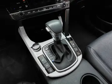 2025 Kia Seltos с пробегом 7 296 км
