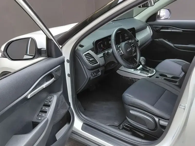 2025 Kia Seltos с пробегом 7 296 км