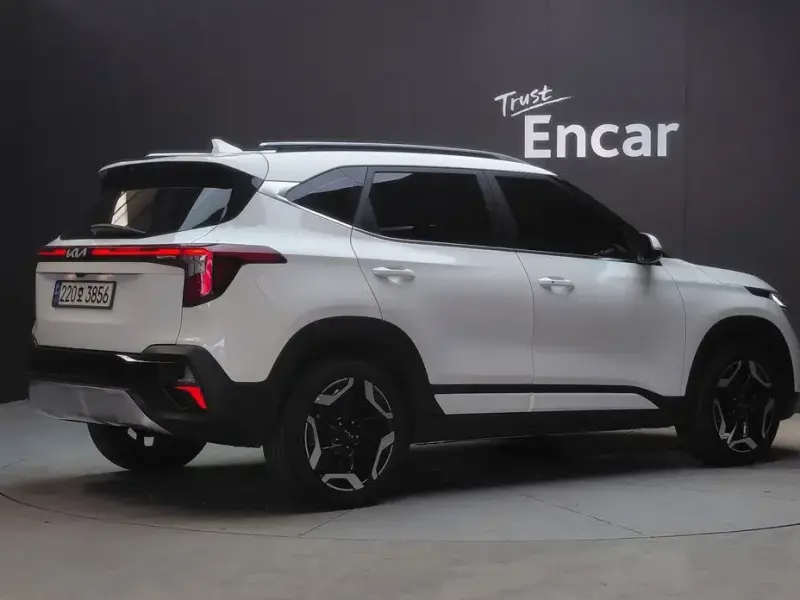 2023 Kia Seltos с пробегом 45 810 км