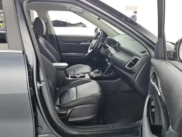 2023 Kia Seltos с пробегом 44 267 км