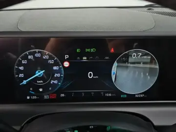 2025 Kia Seltos с пробегом 32 237 км