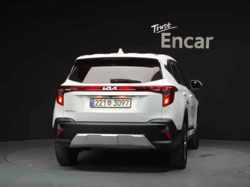 2023 Kia Seltos с пробегом 77 256 км