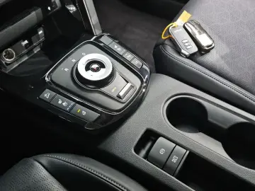2025 Kia Seltos с пробегом 32 237 км
