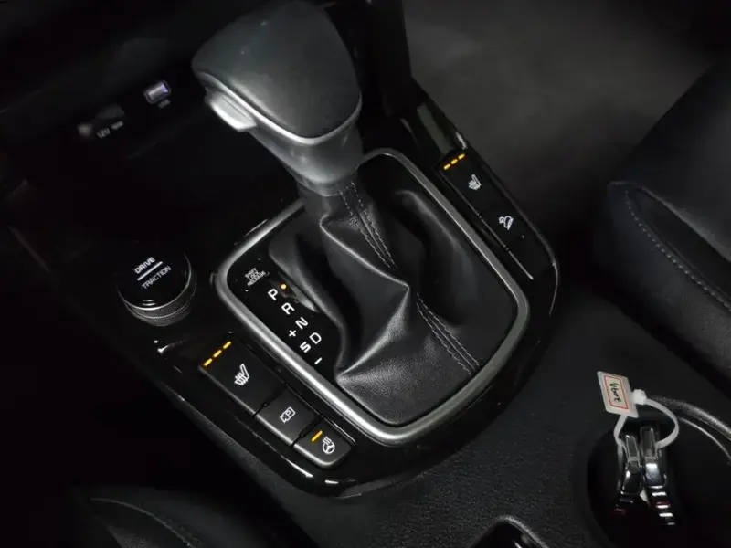2023 Kia Seltos с пробегом 77 256 км