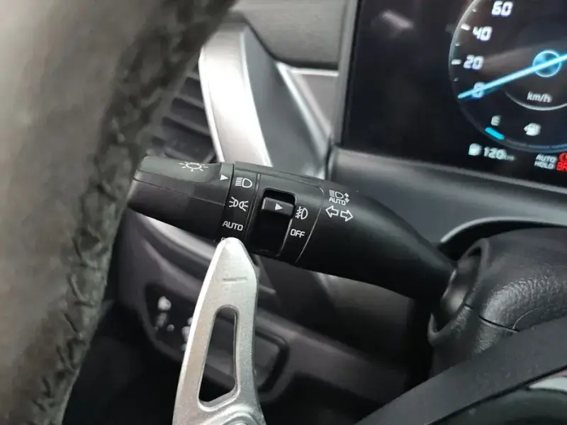 2025 Kia Seltos с пробегом 32 237 км