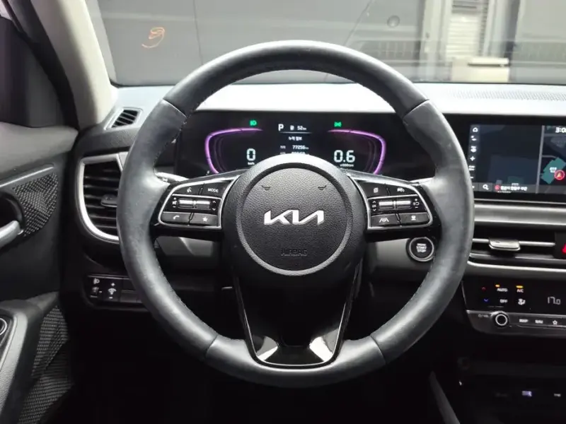 2023 Kia Seltos с пробегом 77 256 км