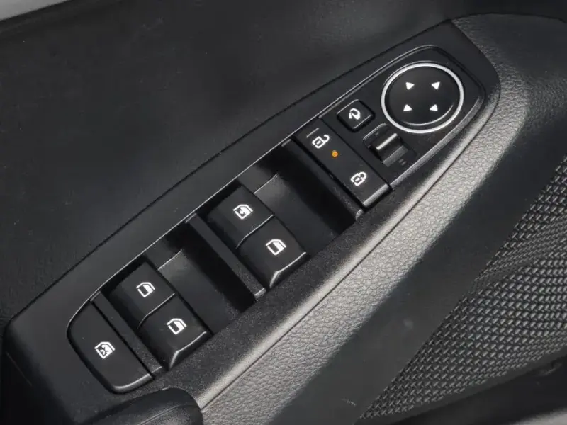 2023 Kia Seltos с пробегом 77 256 км