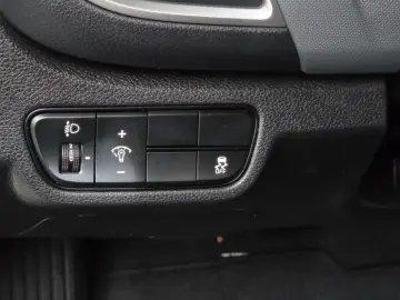 2023 Kia Seltos с пробегом 77 256 км