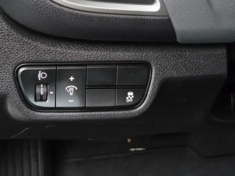 2023 Kia Seltos с пробегом 77 256 км