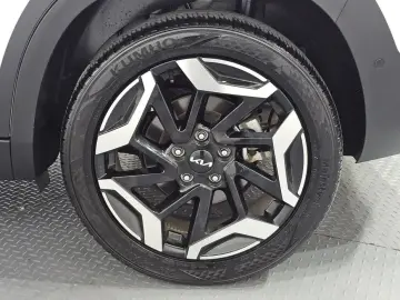 2025 Kia Seltos с пробегом 32 237 км