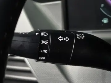 2023 Kia Seltos с пробегом 77 256 км