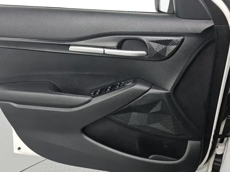 2025 Kia Seltos с пробегом 32 237 км