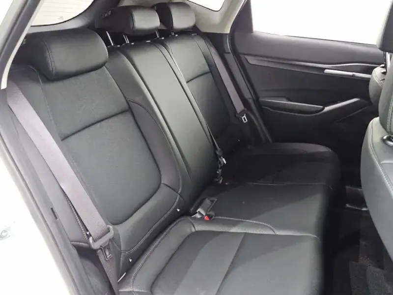 2025 Kia Seltos с пробегом 32 237 км