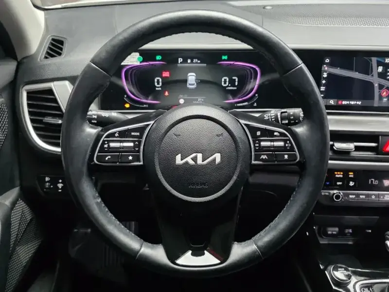 2023 Kia Seltos с пробегом 39 413 км