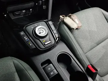 2025 Kia Seltos с пробегом 14 163 км
