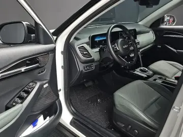 2025 Kia Seltos с пробегом 14 163 км