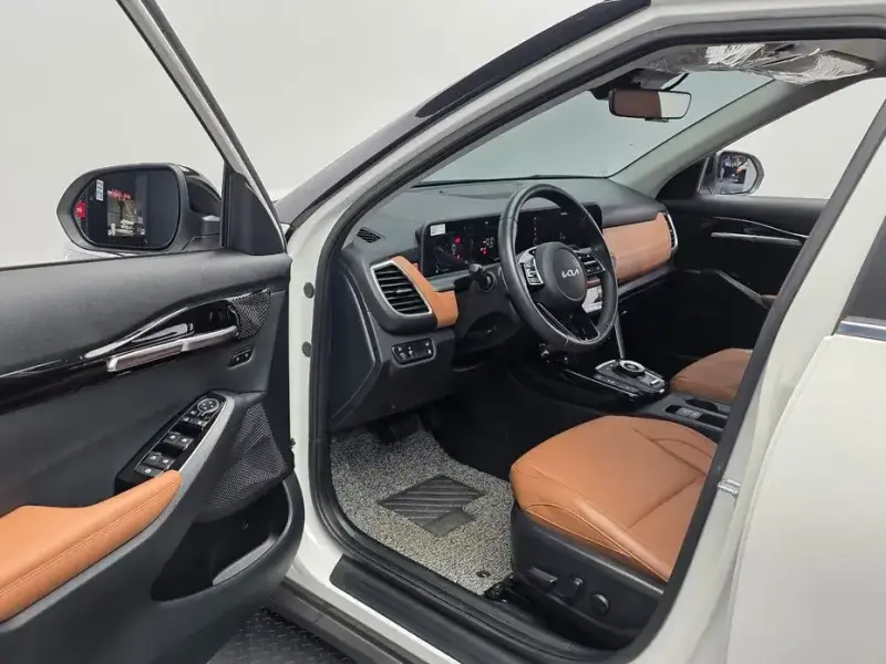 2025 Kia Seltos с пробегом 11 441 км