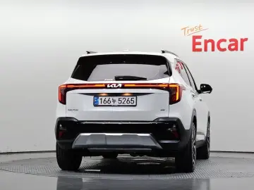 2024 Kia Seltos с пробегом 28 527 км