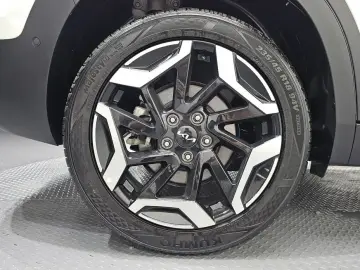 2024 Kia Seltos с пробегом 28 527 км
