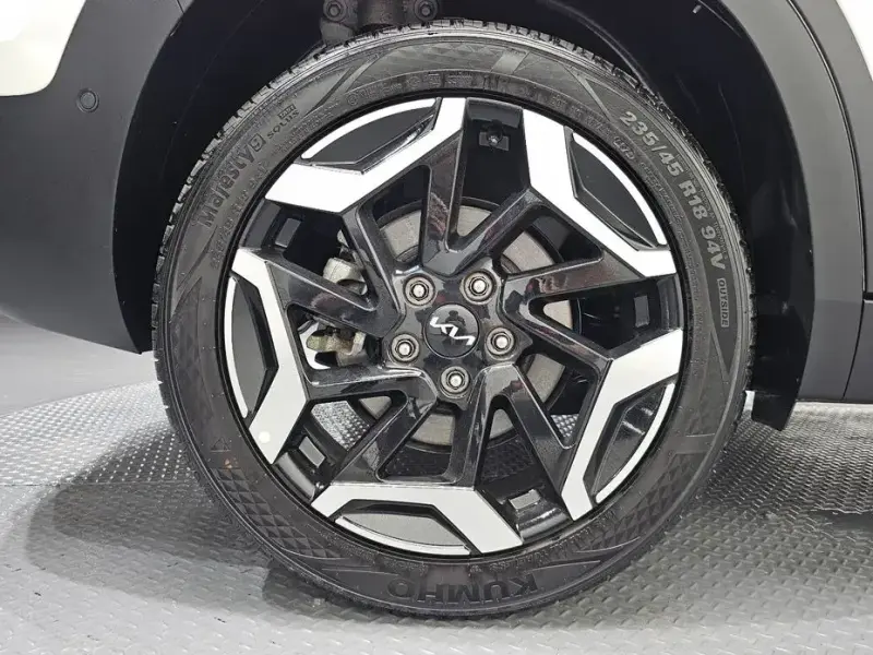 2024 Kia Seltos с пробегом 28 527 км