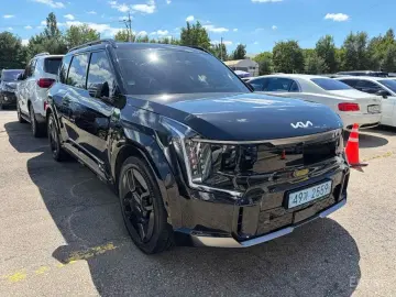 2025 Kia EV9 с пробегом 35 000 км