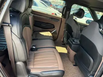 2025 Kia EV9 с пробегом 35 000 км