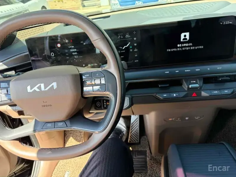 2025 Kia EV9 с пробегом 35 000 км