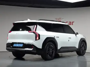 2024 Kia EV9 с пробегом 51 323 км