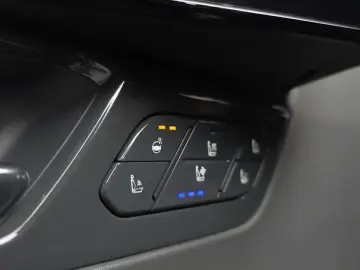 2024 Kia EV9 с пробегом 51 323 км
