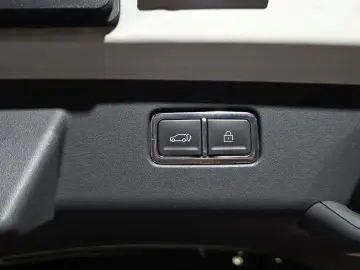 2024 Kia EV9 с пробегом 51 323 км