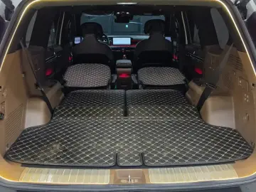 2023 Kia EV9 с пробегом 74 800 км