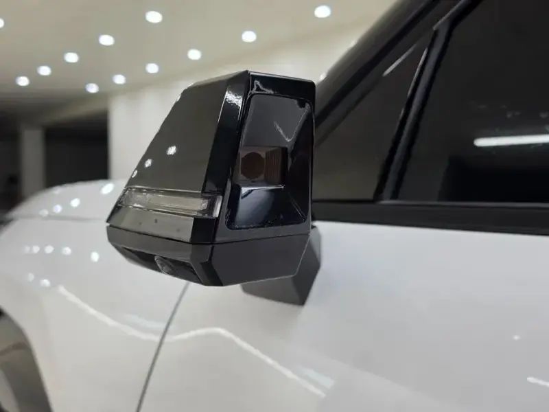 2023 Kia EV9 с пробегом 74 800 км