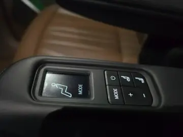 2023 Kia EV9 с пробегом 74 800 км